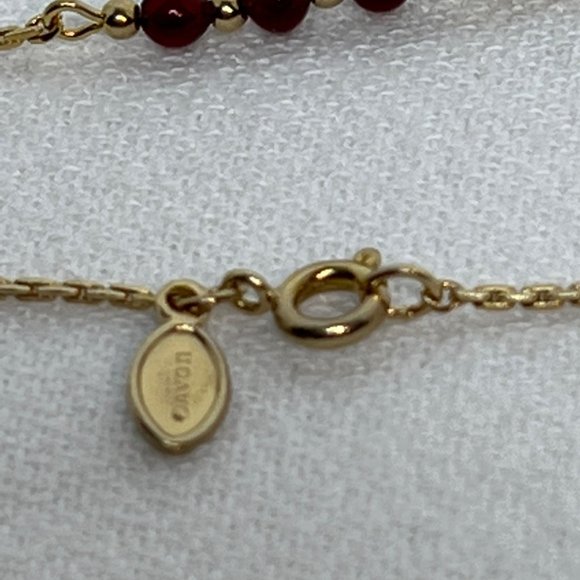 Avon Gold Tone And Red Beaded Necklace (4318) - Picture 4 of 4